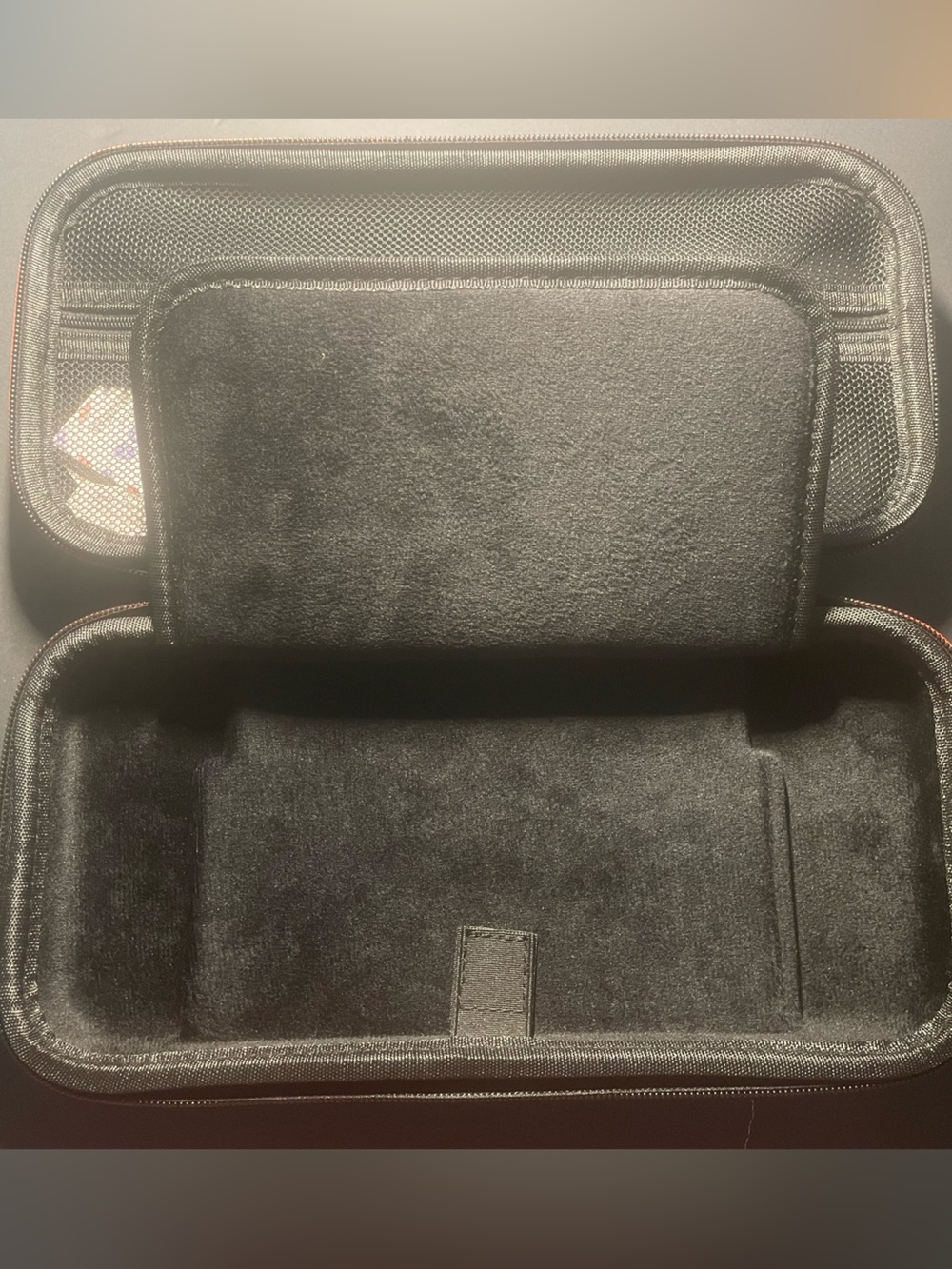 Switch 2 Carrying Case - Picture 3 of 4